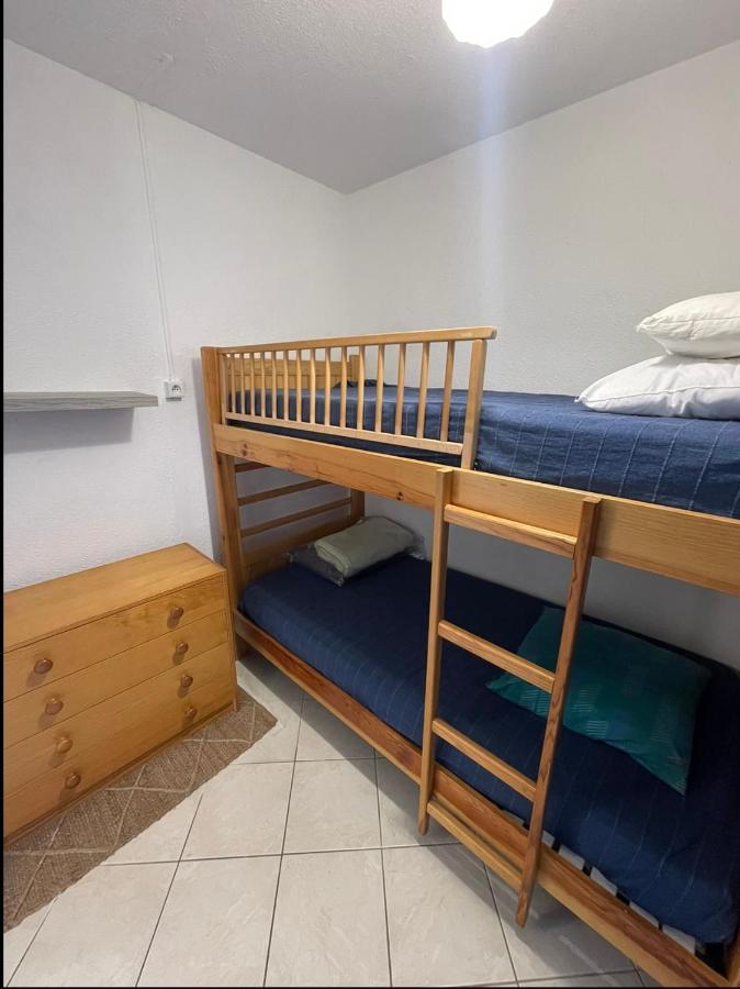 Charmant Appartement A Quelques Metres De La Plage Ла Лонд-ле-Мор Екстериор снимка